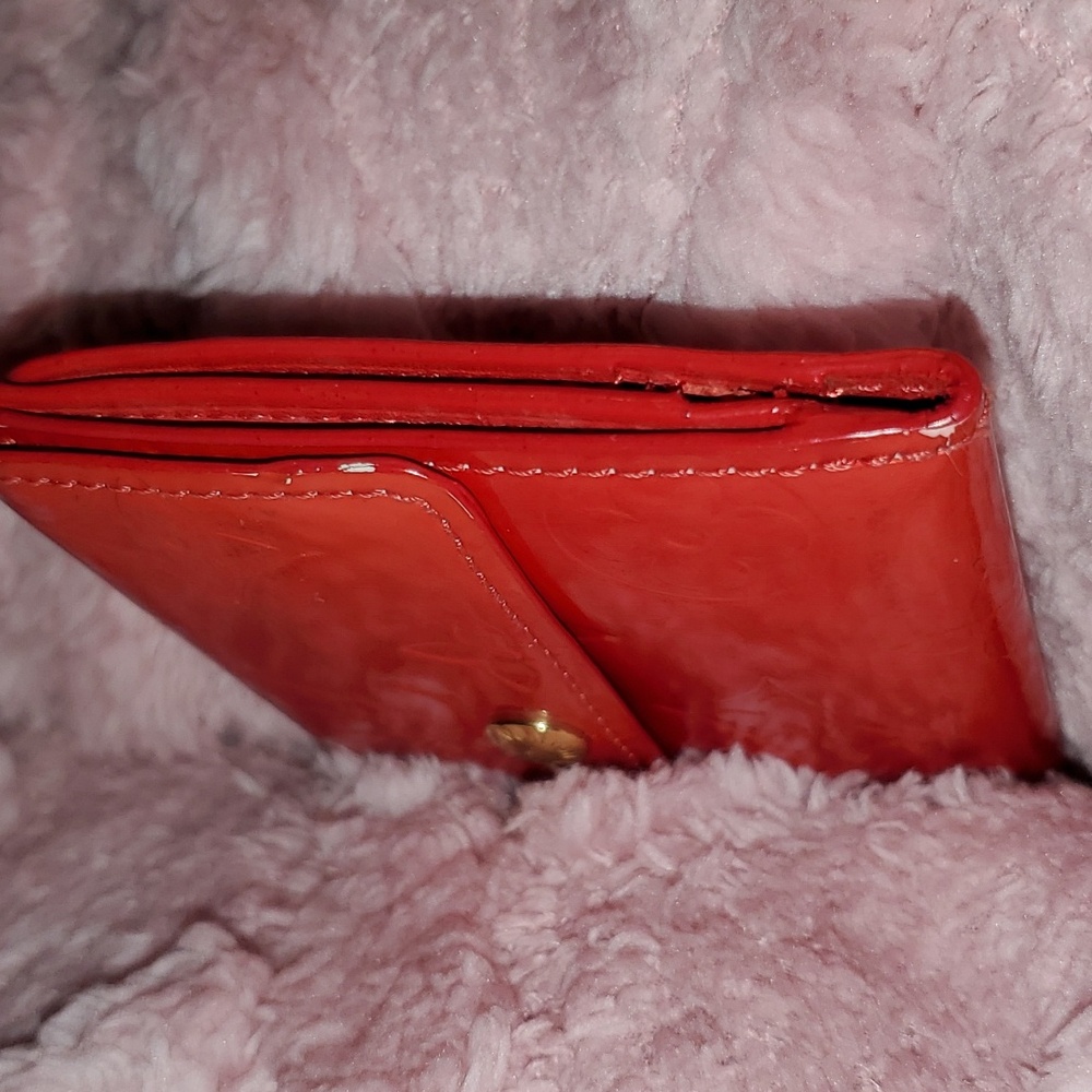 LOUIS VUITTON Vintage Red Snap Wallet w Callouts - Picture 8 of 16